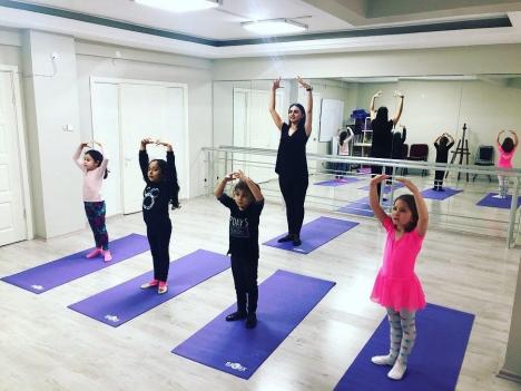 Galeri - Ümraniye Sanat Akademisi - Ümraniye Sanat Okulu